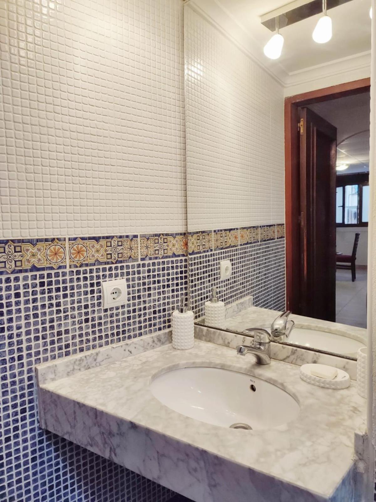 El Postiguet'S Apartments Alicante Ngoại thất bức ảnh